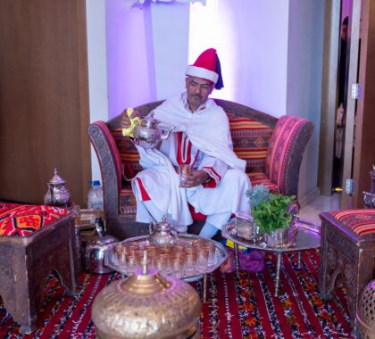 Tea style conference